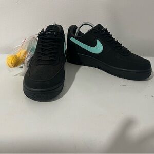 Nike Air Force 1 Low Tiffany & Co. 1837 Men’s Sz 9.5